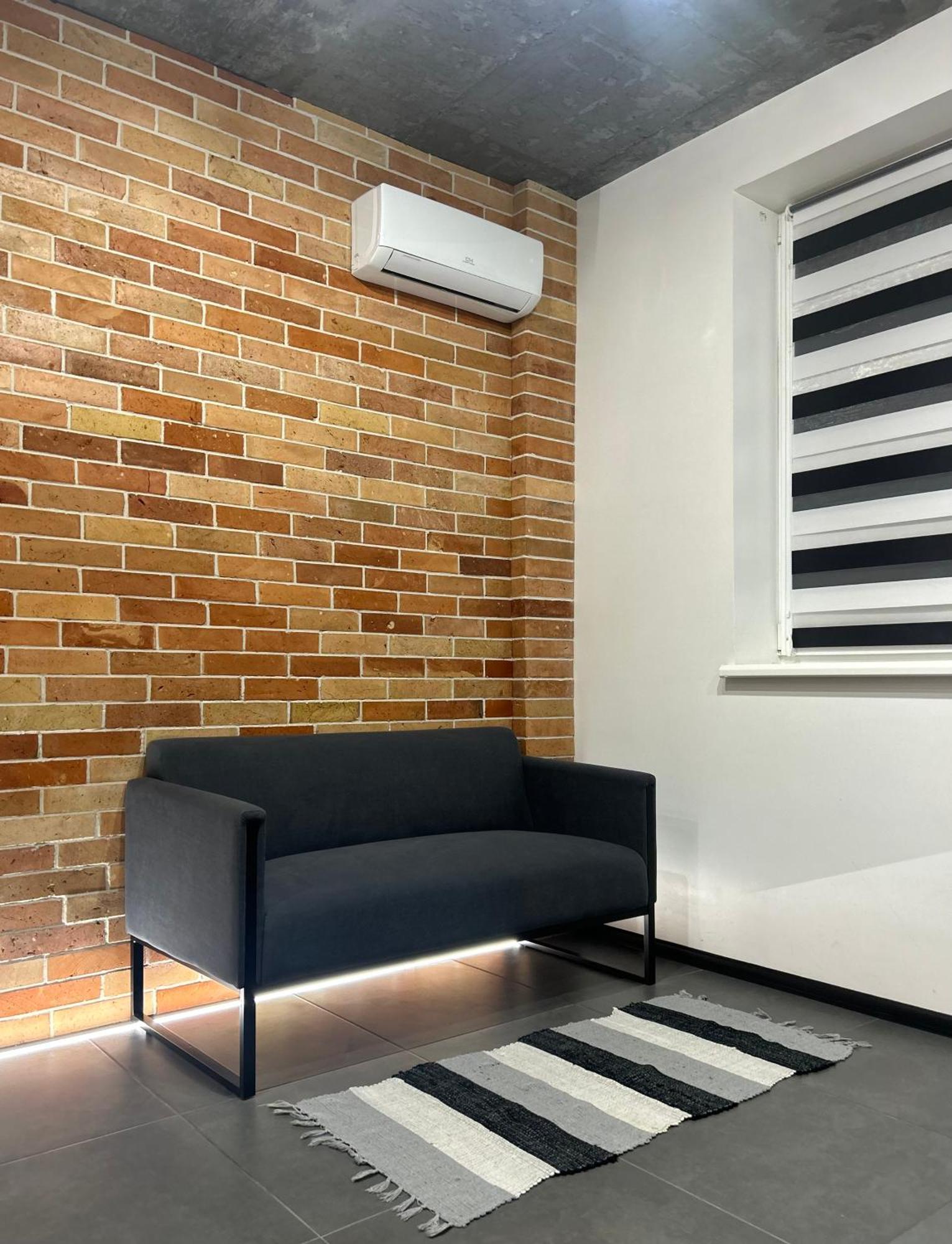 Loft На Кониського, Центр Apartment Dnipro Ngoại thất bức ảnh